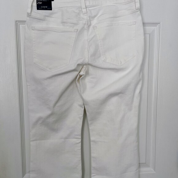 NWT: J. Crew Petite Flare Crop Jean in Signature Stretch - White - Picture 6 of 7